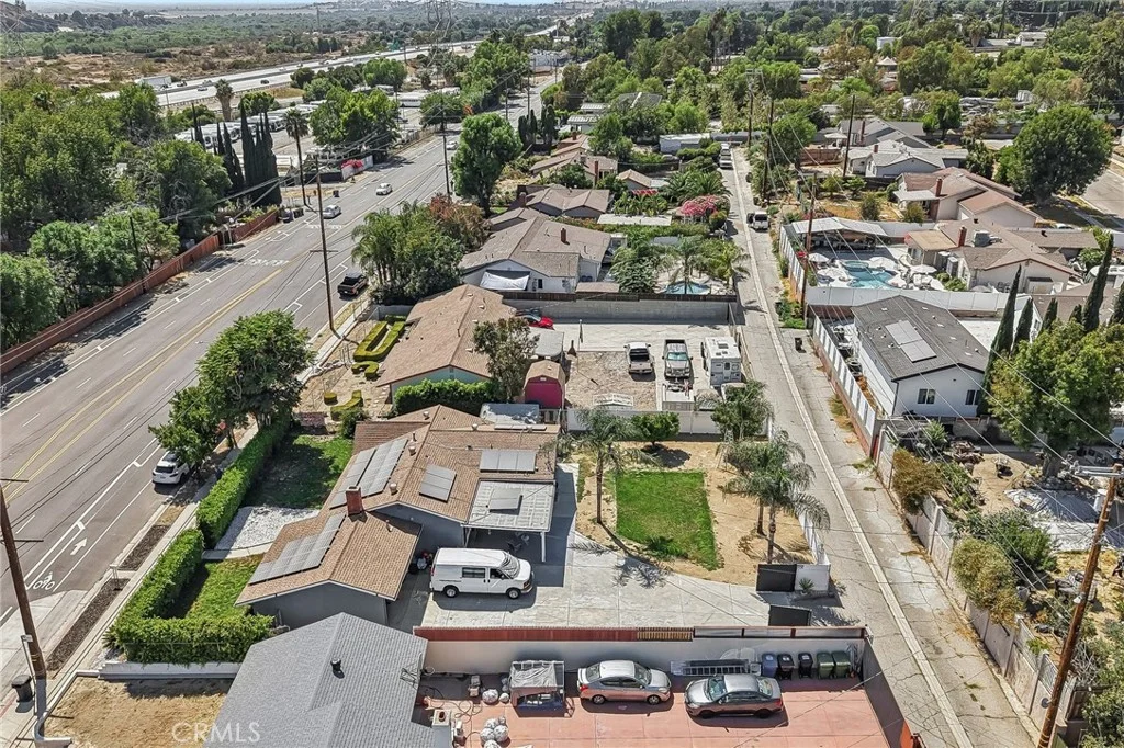 10065 Foothill Blvd, Lakeview Terrace, CA 91342