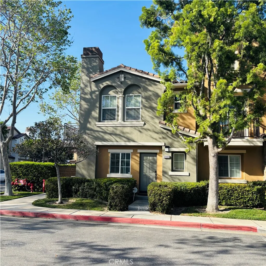 12555 Tavira Lane, Eastvale, CA 91752