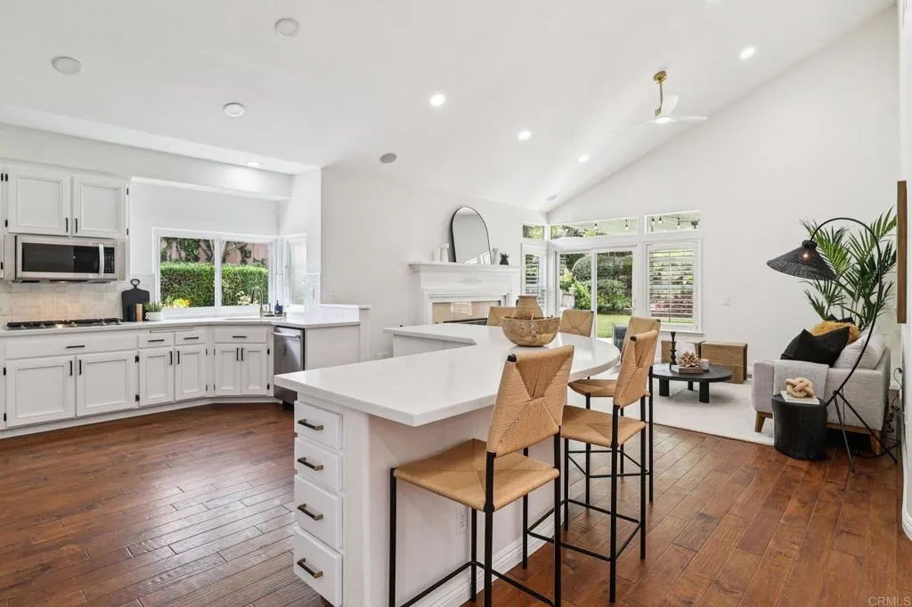 Additional image 62 of 1747 Crescent Knolls Gln, Escondido, CA 92029