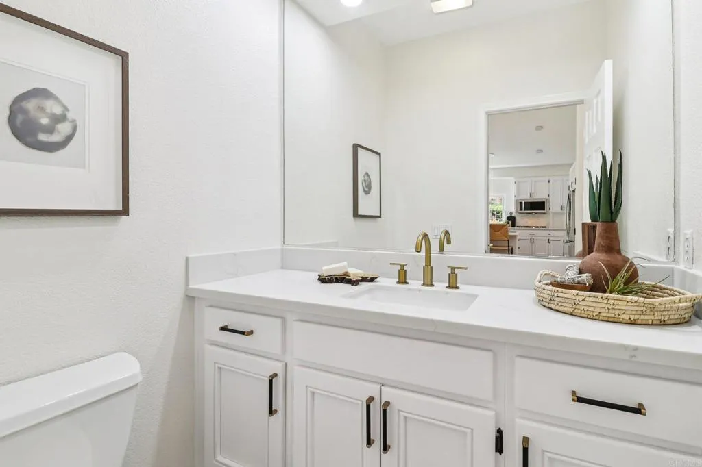 Additional image 70 of 1747 Crescent Knolls Gln, Escondido, CA 92029