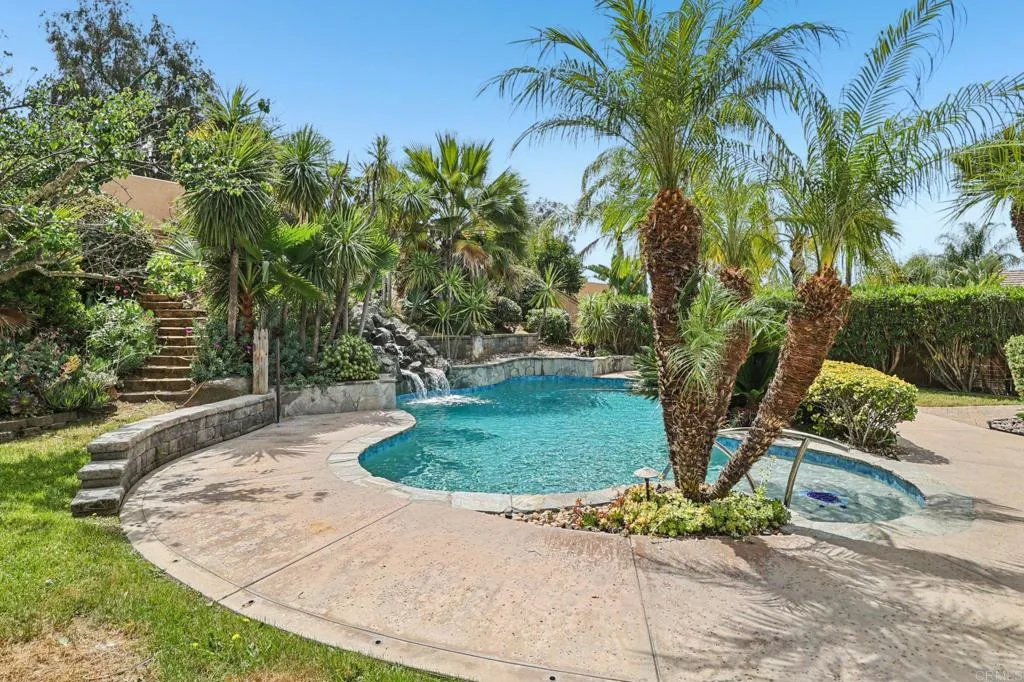 Additional image 41 of 1747 Crescent Knolls Gln, Escondido, CA 92029