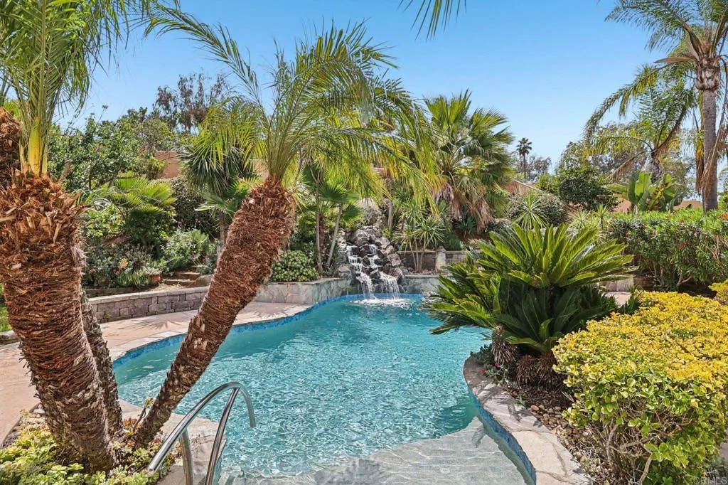 Additional image 42 of 1747 Crescent Knolls Gln, Escondido, CA 92029