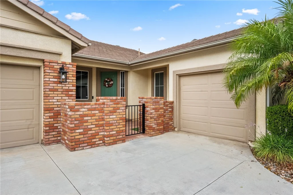 28712 Lantern Park Lane, Menifee, CA 92584