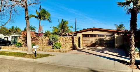 2128 Sterling Avenue, Costa Mesa, CA 92627 - MLS#: PW25013953