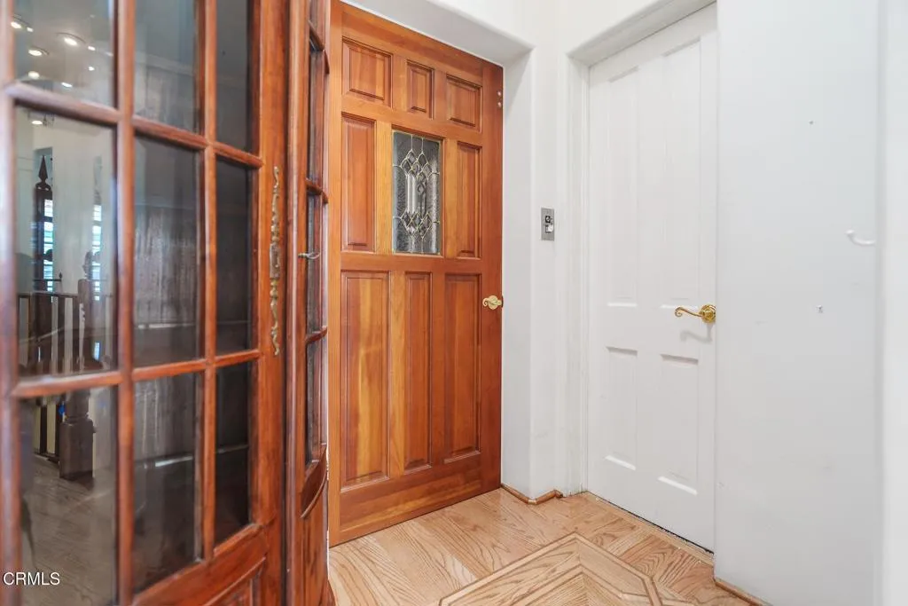 Additional image 31 of 2341 Meadow Valley Terrace, Los Angeles, CA 90039