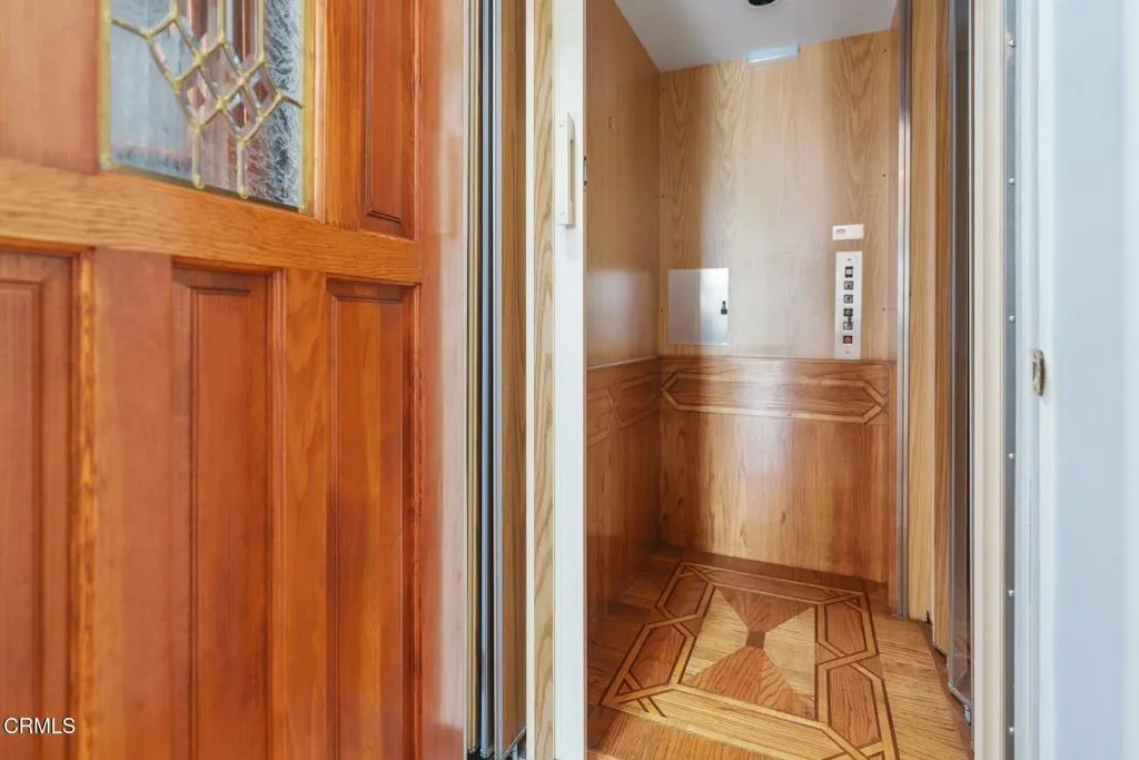 Additional image 93 of 2341 Meadow Valley Terrace, Los Angeles, CA 90039