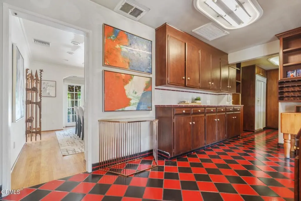 Additional image 75 of 2341 Meadow Valley Terrace, Los Angeles, CA 90039