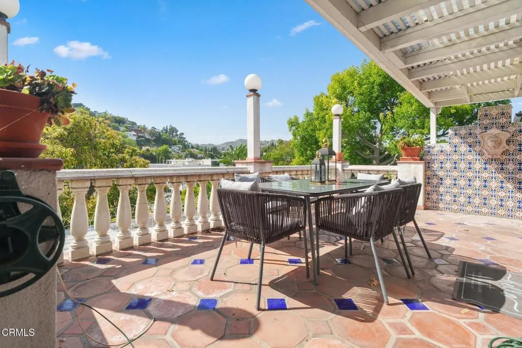 Additional image 25 of 2341 Meadow Valley Terrace, Los Angeles, CA 90039