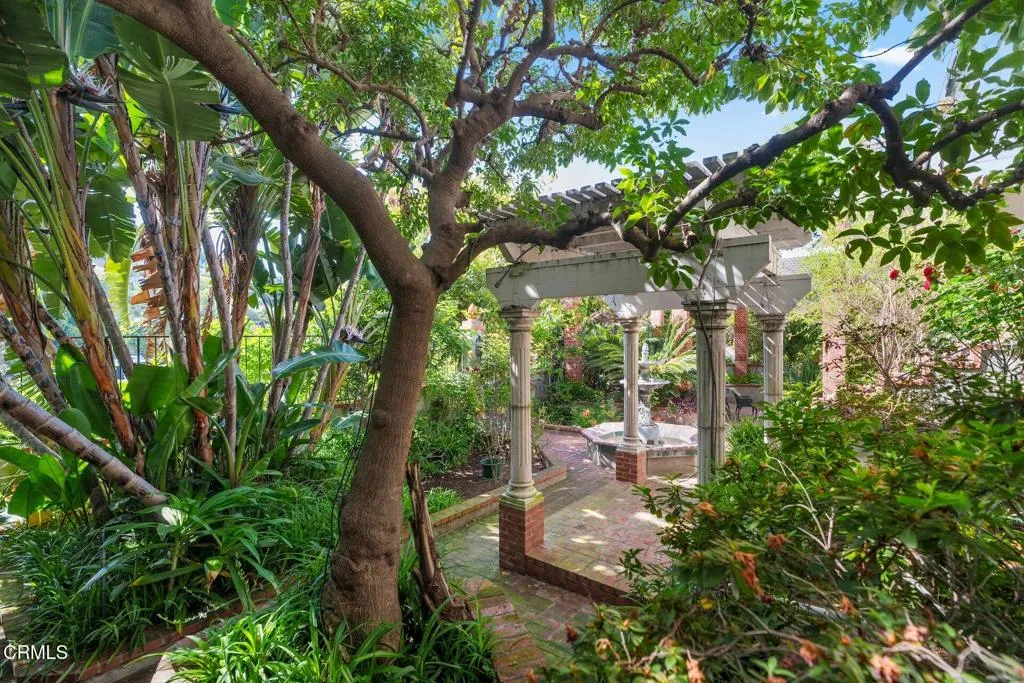 Additional image 58 of 2341 Meadow Valley Terrace, Los Angeles, CA 90039