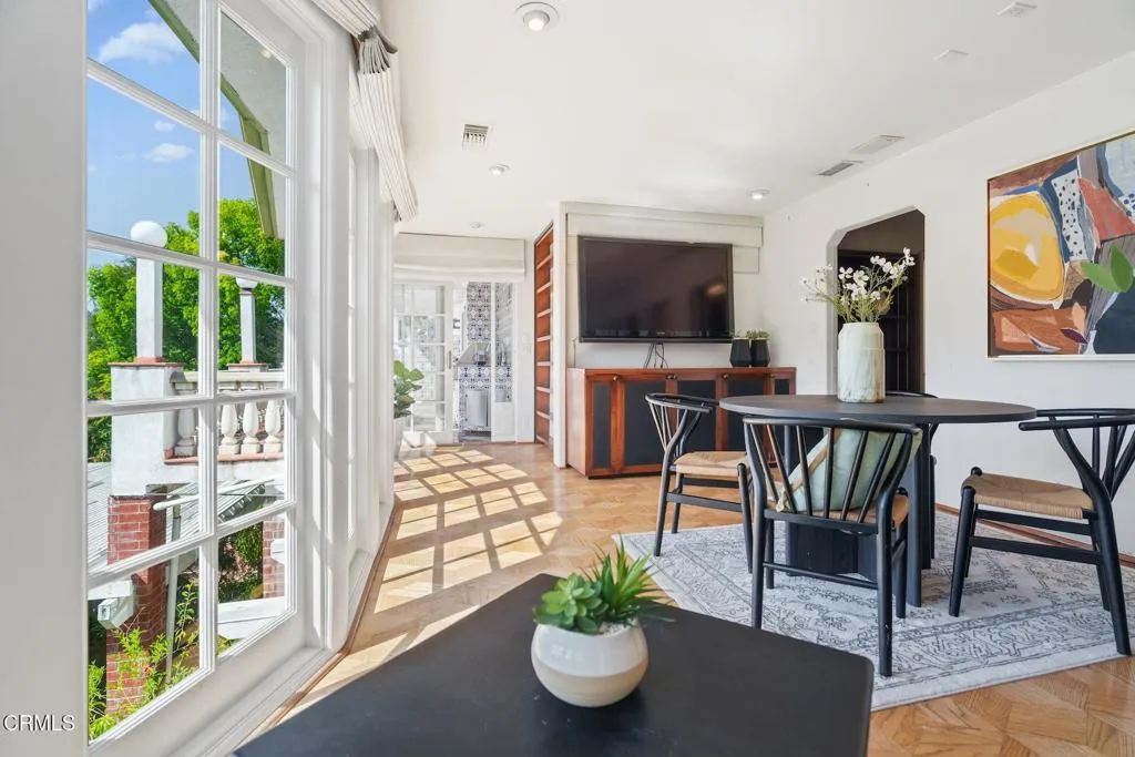 Additional image 84 of 2341 Meadow Valley Terrace, Los Angeles, CA 90039