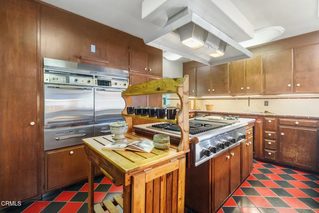 Additional image 17 of 2341 Meadow Valley Terrace, Los Angeles, CA 90039