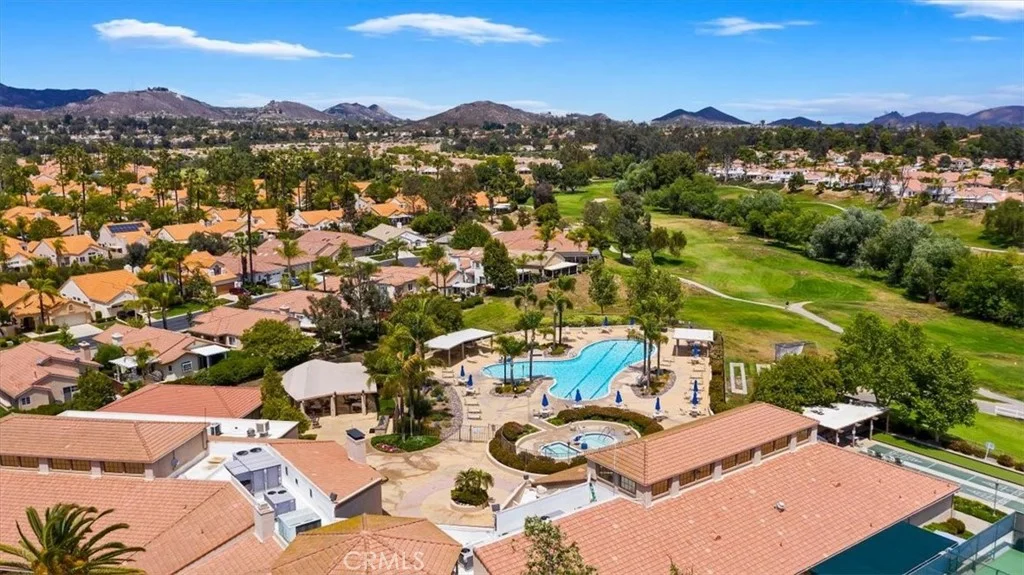 40465 Via Camposeco, Murrieta, CA 92562