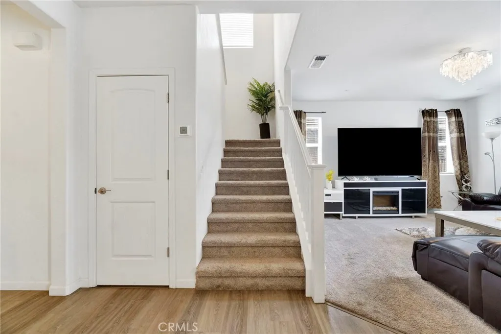 Additional image 17 of 6118 E Berkeley Ave, Fresno, CA 93727