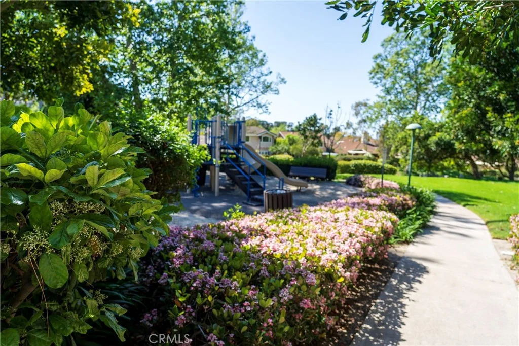 17 Rippling Stream, Irvine, CA 92603