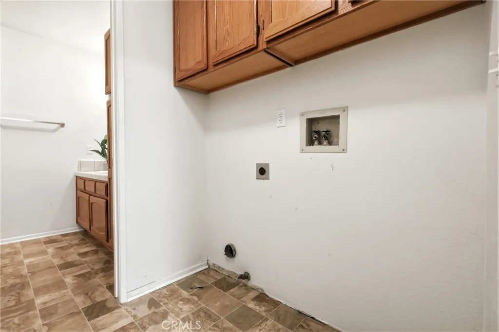 Additional image 53 of 19077 Elm Dr, Apple Valley, CA 92308