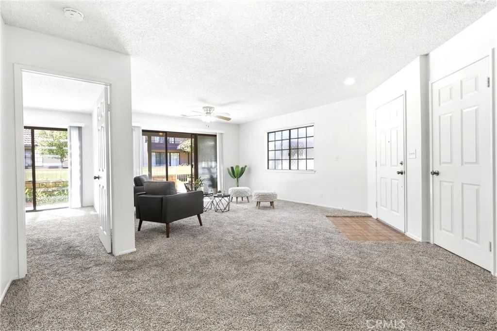 Additional image 6 of 19077 Elm Dr, Apple Valley, CA 92308