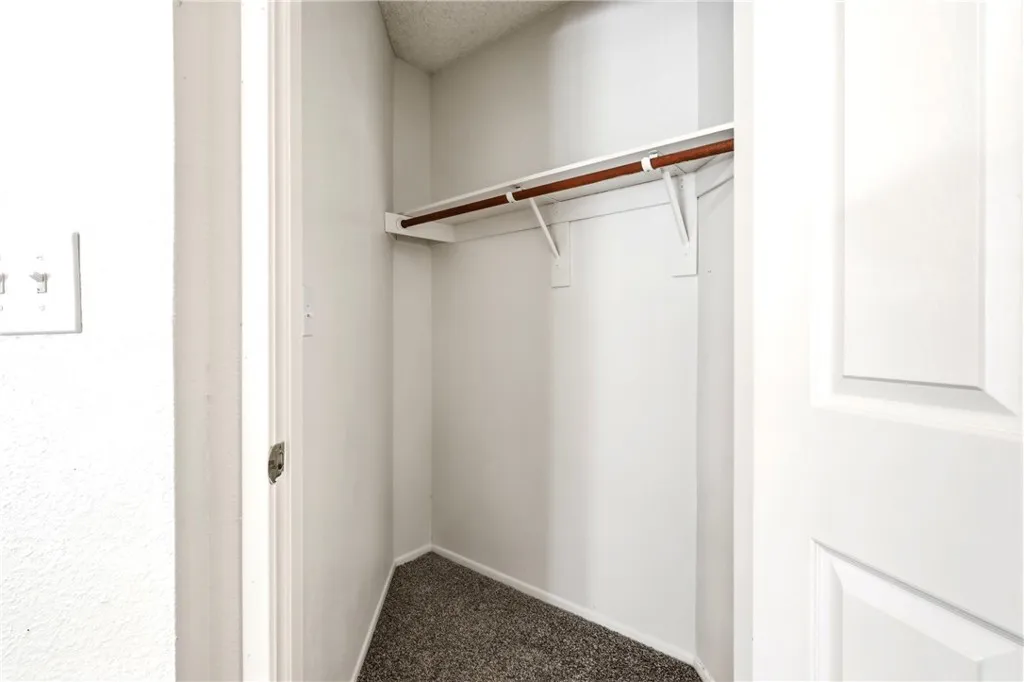 Additional image 44 of 19077 Elm Dr, Apple Valley, CA 92308