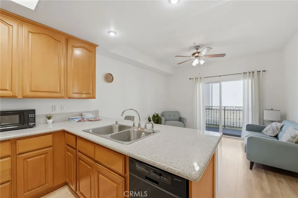 Additional image 5 of 17888 Alburtis Avenue Unit B117, Artesia, CA 90701