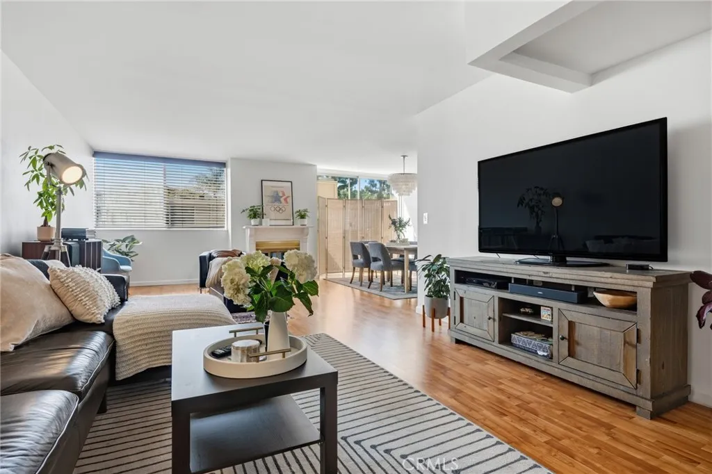 Additional image 4 of 14141 Dickens St Unit 312, Sherman Oaks, CA 91423