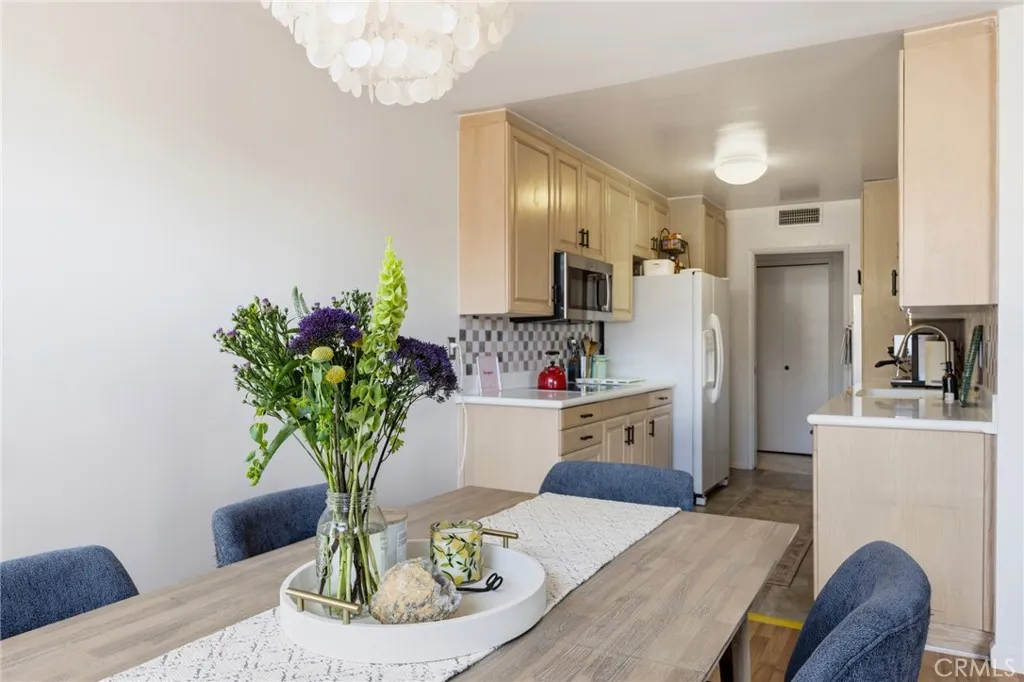 Additional image 28 of 14141 Dickens St Unit 312, Sherman Oaks, CA 91423