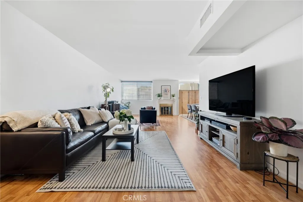 Additional image 5 of 14141 Dickens St Unit 312, Sherman Oaks, CA 91423