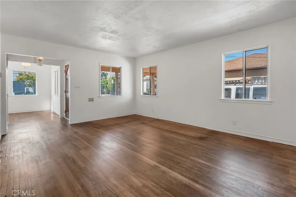 Additional image 38 of 3221 W 113th Street, Inglewood, CA 90303