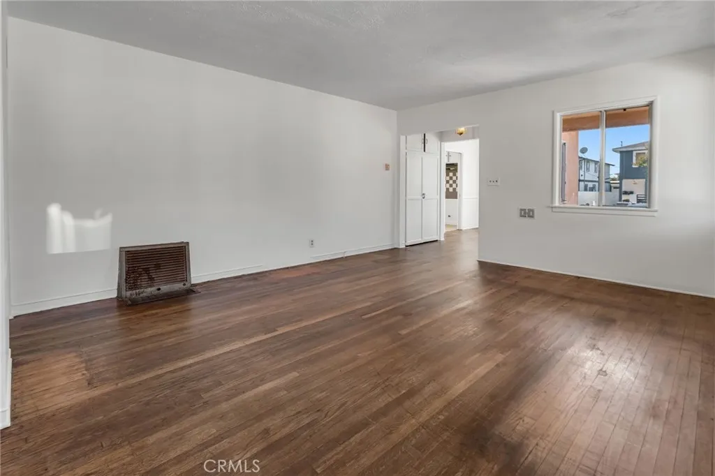 Additional image 7 of 3221 W 113th Street, Inglewood, CA 90303