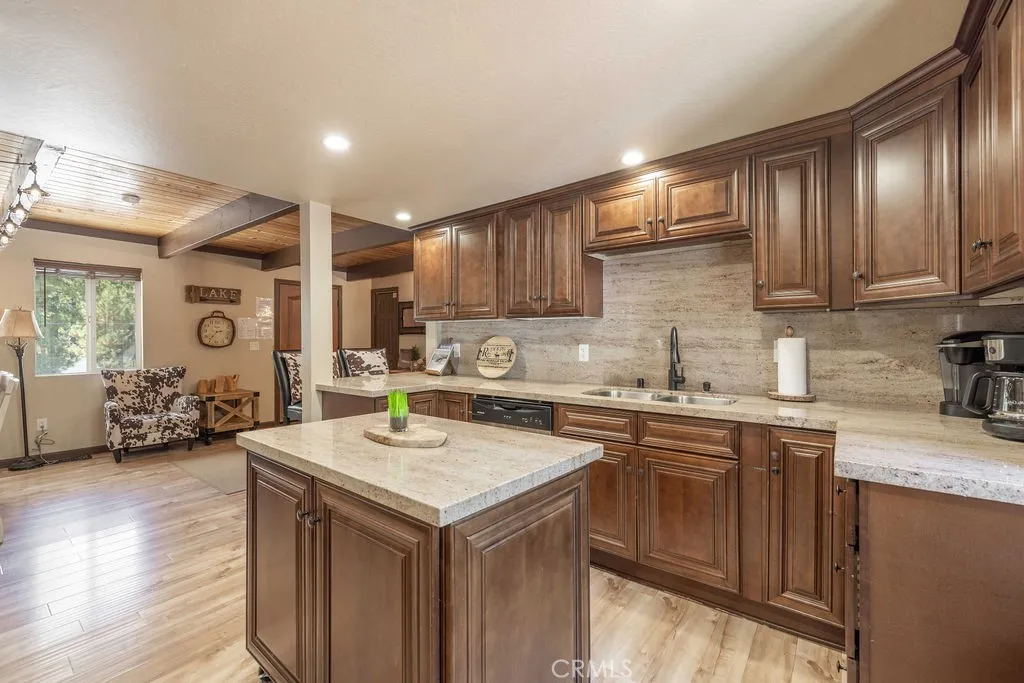 Additional image 11 of 373 Crystal Lake Rd, Big Bear Lake, CA 92315