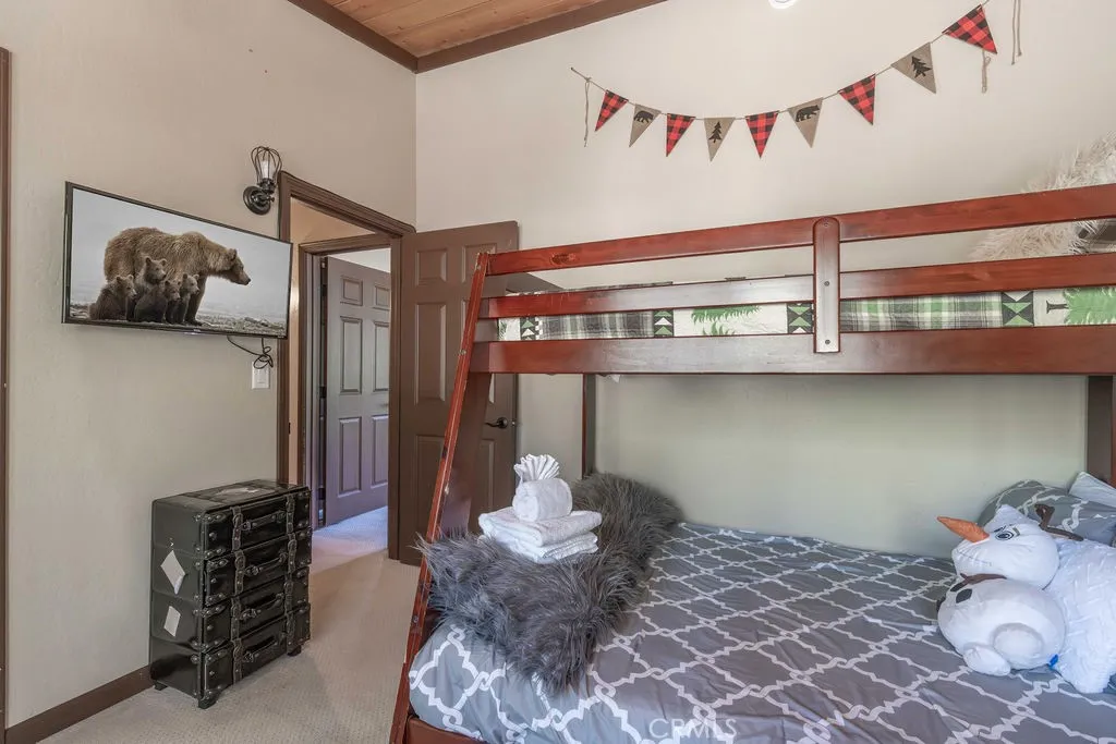 Additional image 34 of 373 Crystal Lake Rd, Big Bear Lake, CA 92315