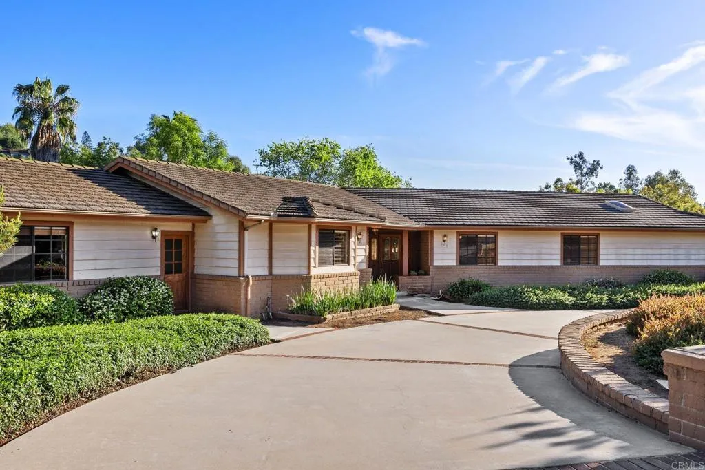 Additional image 114 of 103 Alta Mesa Drive, Vista, CA 92084