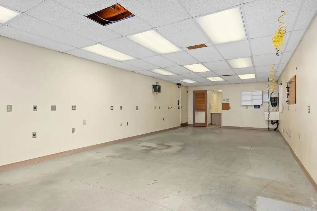 Additional image 105 of 103 Alta Mesa Drive, Vista, CA 92084