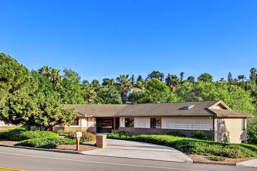 Additional image 112 of 103 Alta Mesa Drive, Vista, CA 92084