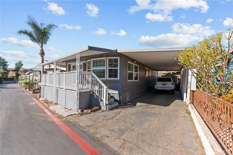 12401 filmore St Unit 719, Sylmar, CA 91342 - MLS#: SR25014007