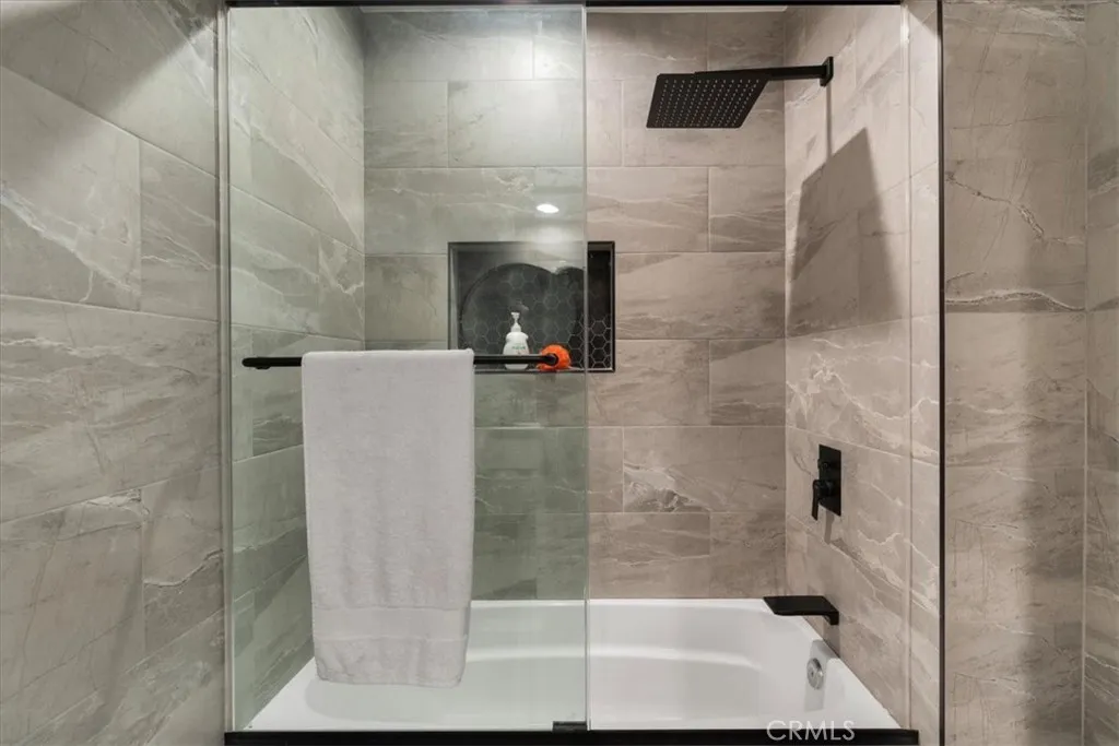 Additional image 42 of 8960 Crescent, Los Angeles, CA 90046