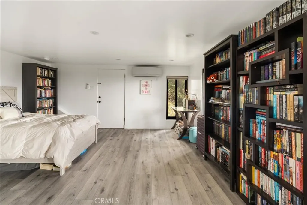 Additional image 16 of 8960 Crescent, Los Angeles, CA 90046