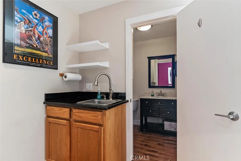 Additional image 16 of 23501 Park Sorrento Unit 211, Calabasas, CA 91302