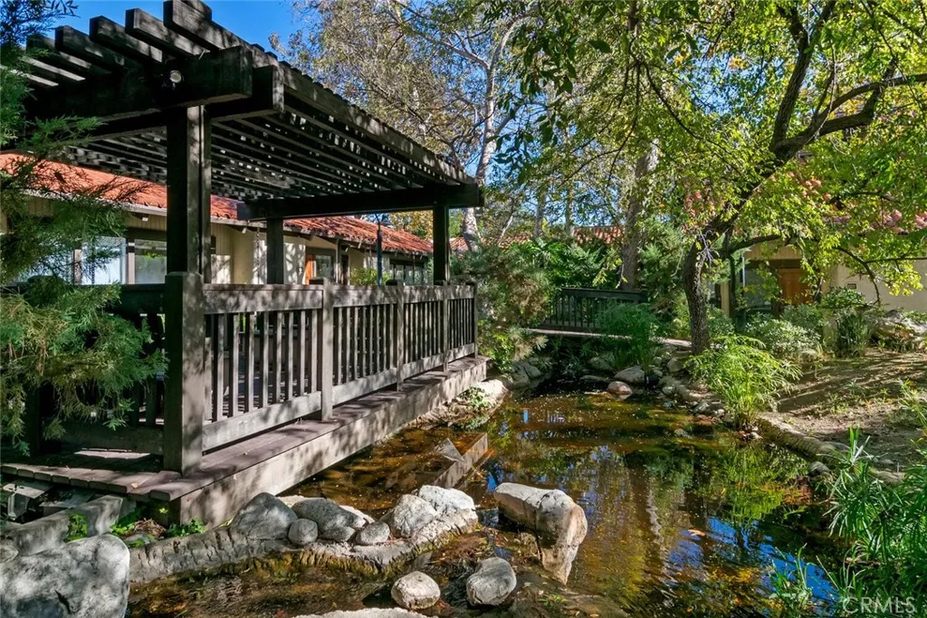 Additional image 19 of 23501 Park Sorrento Unit 211, Calabasas, CA 91302