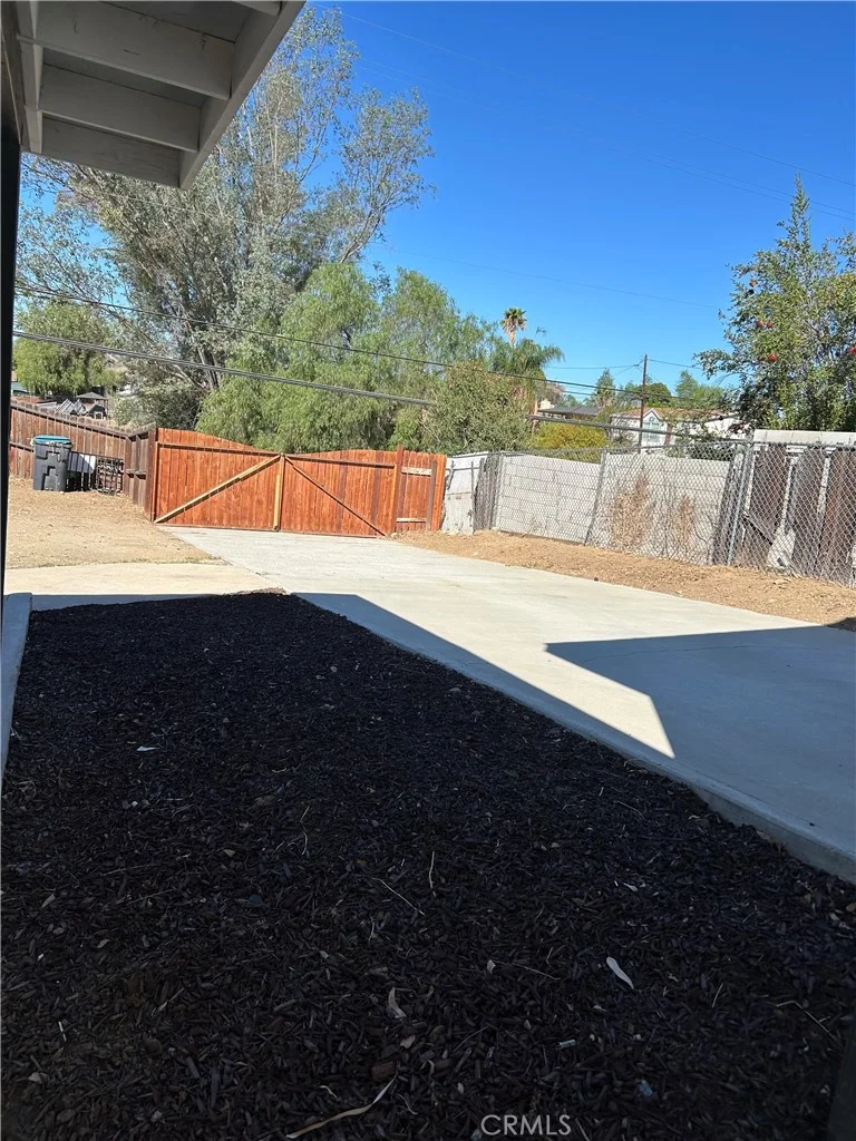 23870 Lodge Drive, Menifee, CA 92587