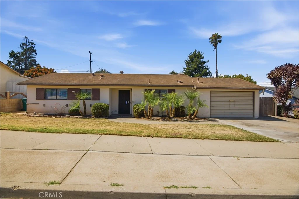 1142 Via Del Carmel, Santa Maria, CA 93455