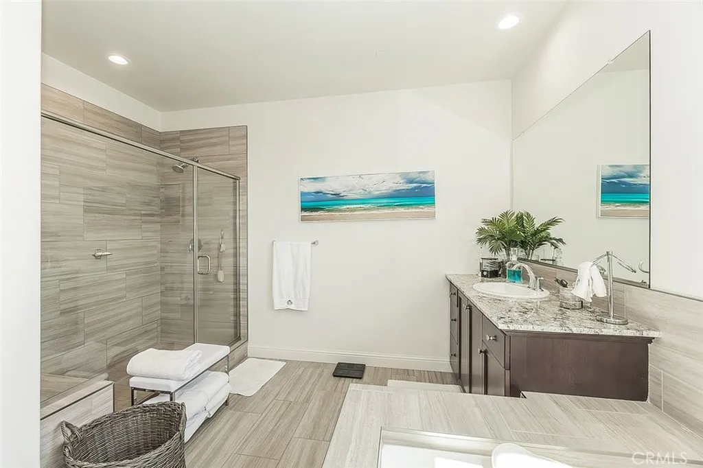 Additional image 110 of 877 Treasure Hills Dr, Madera, CA 93636