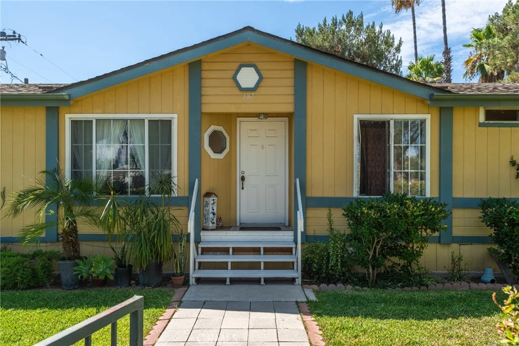 387 Turquoise Dr, Perris, CA 92571 photo 3