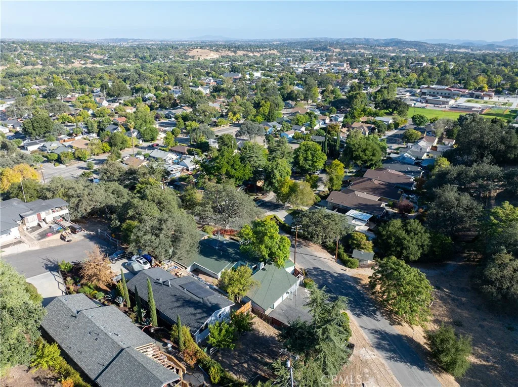 345 21st St, Paso Robles, CA 93446