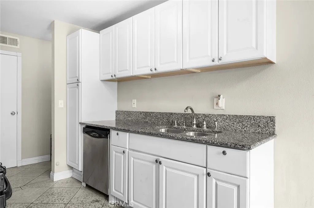 Additional image 9 of 700 W La Veta Ave, Orange, CA 92868