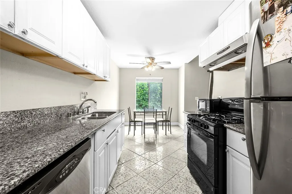 Additional image 31 of 700 W La Veta Ave, Orange, CA 92868