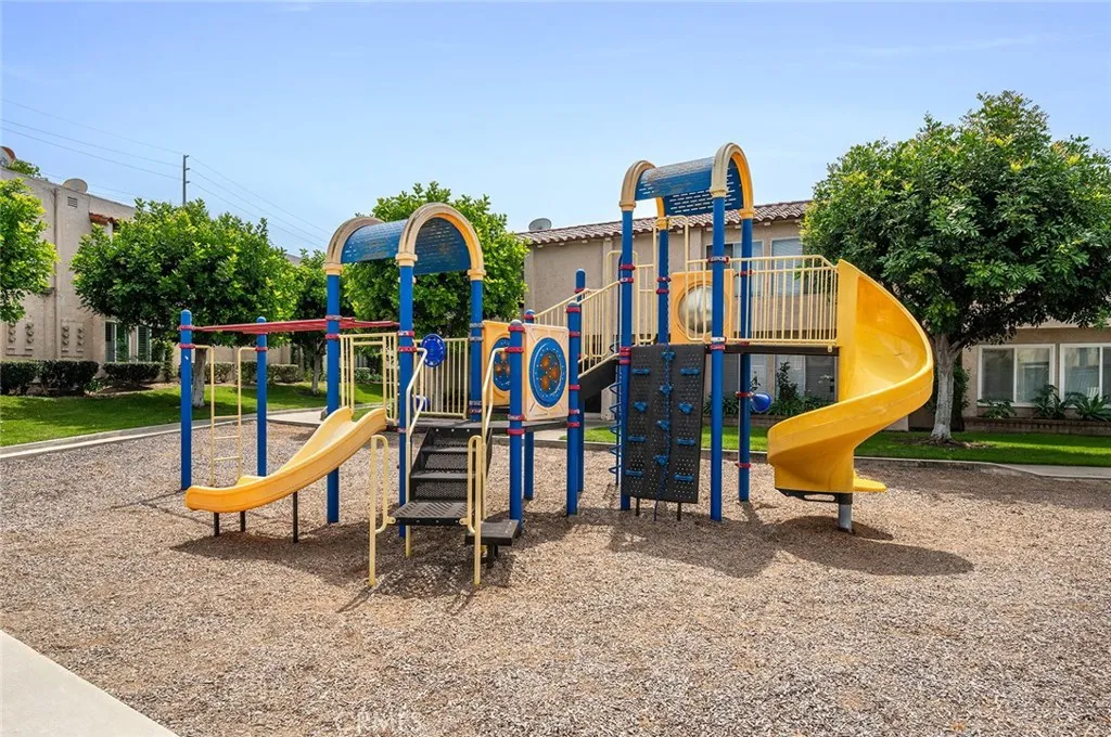 Additional image 21 of 700 W La Veta Ave, Orange, CA 92868