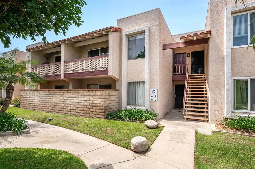 Additional image 2 of 700 W La Veta Ave, Orange, CA 92868