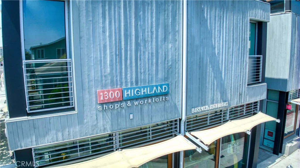 1300 Highland Ave Unit 210, Manhattan Beach, CA 90266