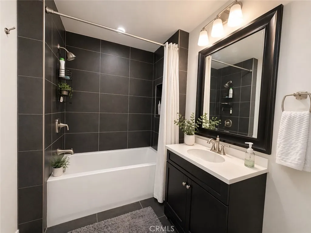 Additional image 24 of 4201 Topanga Canyon Blvd Unit 116, Woodland Hills, CA 91364
