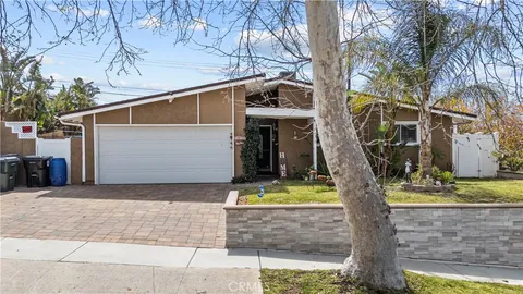 18636 Oakmoor Street, Canyon Country, CA MLS: SR25058786