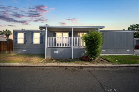 316 Nita Ln, Bakersfield, CA MLS: NS25096895